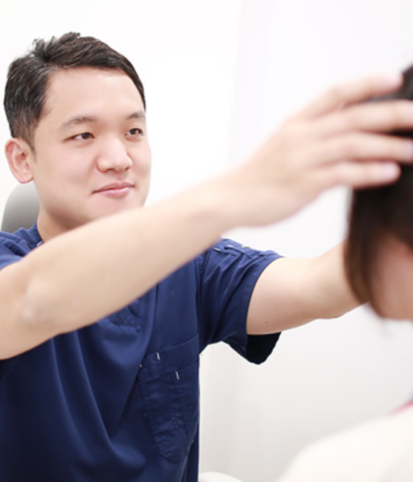 Under-Eye Fat Repositioning: 2 Self-Check Methods Explained by a Plastic Surgeon with 21 Years of Experience! image 2