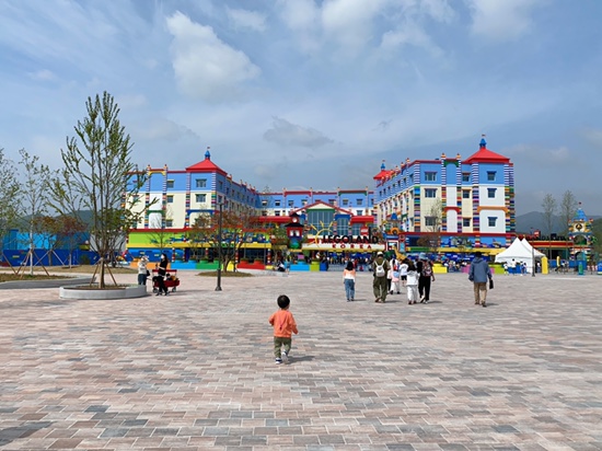 4살 아기랑 개장 전 🎡레고랜드코리아 🎢🎠 주말방문~!  닭갈비까지 하루 꽉 채워서 놀다오기🚗🚙 관련 이미지 5
