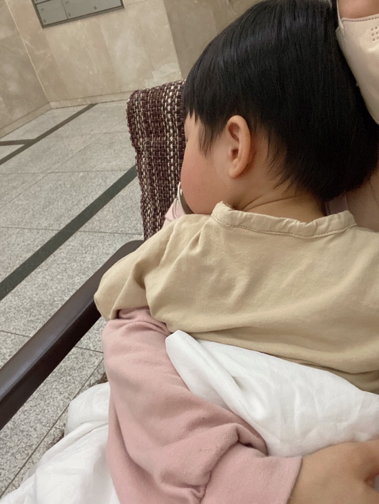 오원장의 육아일기 : 준수 다시 39도 고열증상 🥵🤒 파라인플루엔자 재감염?? >>아데노바이러스 감염?!😱😭😭 고열, 콧물, 인후통, 설사 동반 (기침x) 관련 이미지 11