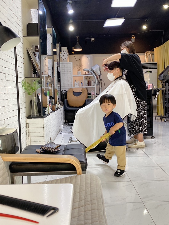 오원장의 육아일기: 22개월 아기 머리자르기😅😅 관련 이미지 13