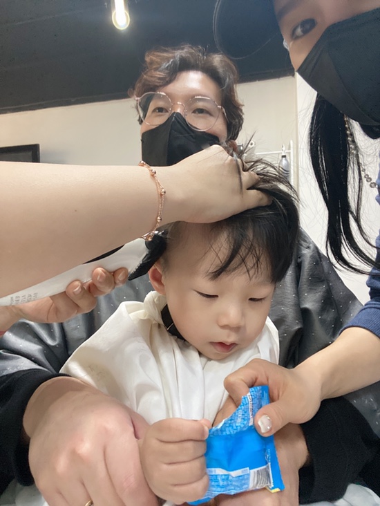 오원장의 육아일기 : 27개월아기 준수 ⭐️울지않고 이발성공🥰😘⭐️ 관련 이미지 8