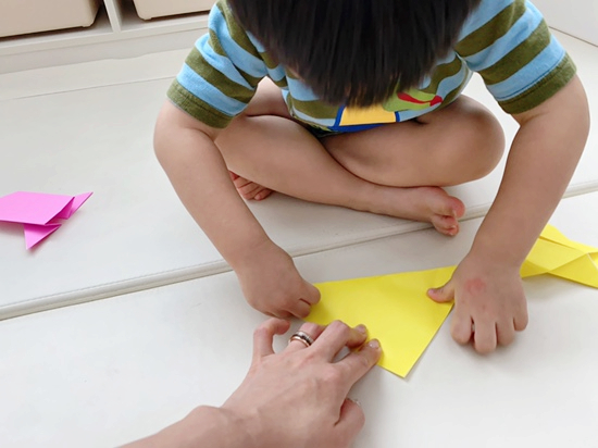 오원장의 육아일기 : 33개월아기 준수 엄마랑 우주선종이접기 아주쉬운종이접기🥰😘 관련 이미지 6