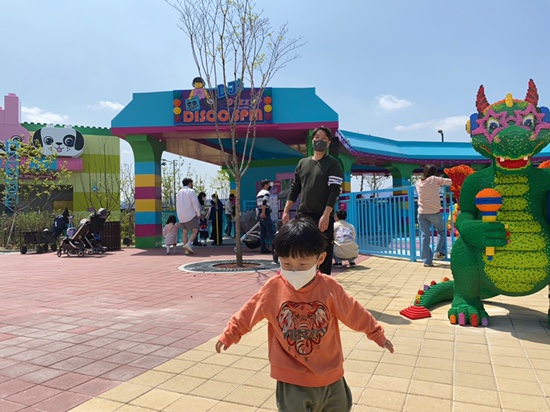 4살 아기랑 개장 전 🎡레고랜드코리아 🎢🎠 주말방문~!  닭갈비까지 하루 꽉 채워서 놀다오기🚗🚙 관련 이미지 41