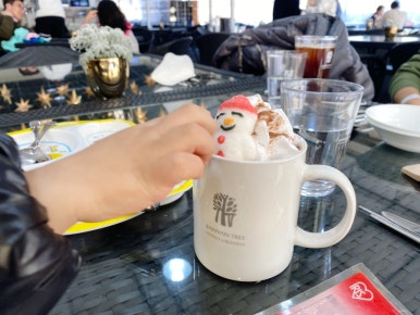 오원장의 육아일기: 반얀트리 아이스링크장 37개월아기 준수랑 첫 스케이트타기 ☃️⛸️ 관련 이미지 45