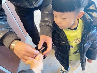 오원장의 육아일기: 반얀트리 아이스링크장 37개월아기 준수랑 첫 스케이트타기 ☃️⛸️ 관련 이미지 6