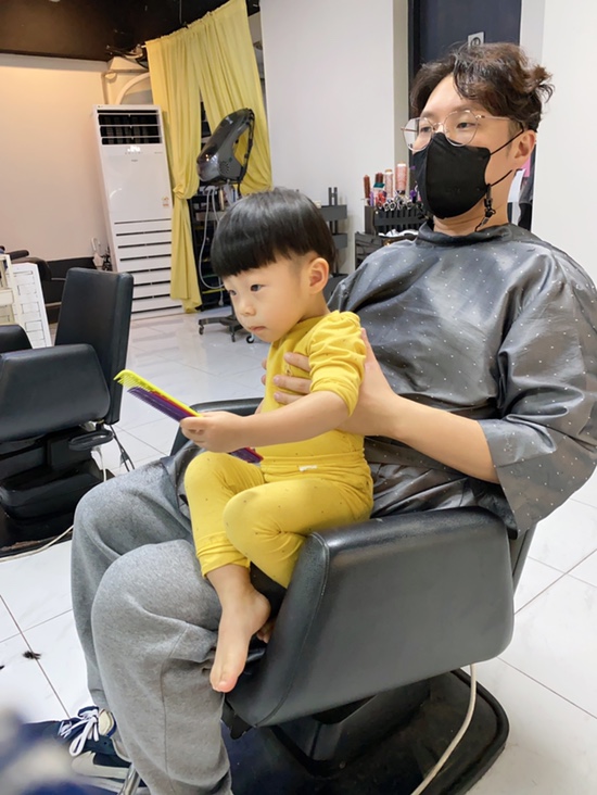 오원장의 육아일기 : 27개월아기 준수 ⭐️울지않고 이발성공🥰😘⭐️ 관련 이미지 29