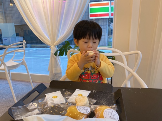 요미요미 반포교육원 체험수업 : 25개월 3세아기  준수의 요미요미 첫 방문, 유아미술 관련 이미지 36