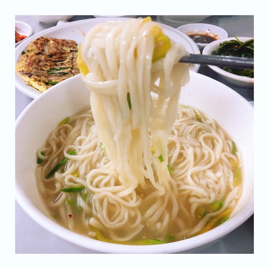 수요미식회 맛집 【한성칼국수】_사골칼국수 굿 관련 이미지 18