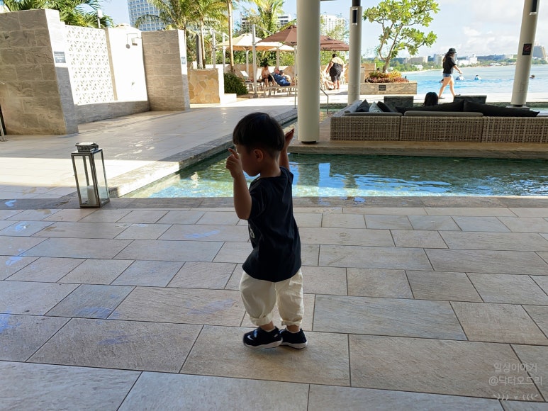 괌 츠바키타워호텔 30개월아기 준수랑 엄마랑아빠랑3박4일 괌여행 🏝️✈️ 관련 이미지 171