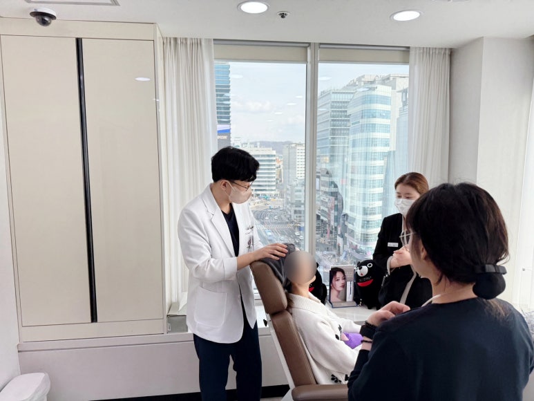 팔자주름 보톡스, 진짜 효과가 있을까? 관련 이미지 8