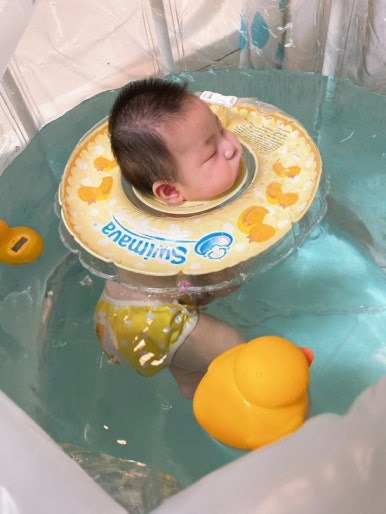 오원장의 육아일기: 스위마바 목튜브부터~ 스윔비 유아 튜브 , 구명조끼, 뽀로로 보행기 튜브까지 시기별 사용추천! &hearts;준수는 물놀이를 좋아해&hearts; 관련 이미지 14