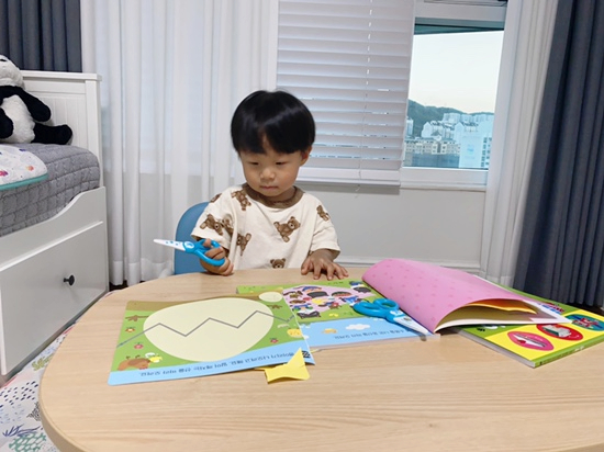 오원장의 육아일기: 22개월 아기 첫 가위놀이 관련 이미지 12