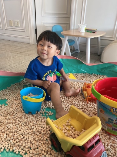 오원장의 육아일기: 집콕템 편백나무 큐브칩 편백칩 놀이 관련 이미지 30