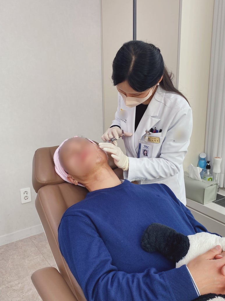 홍대 울쎄라, 관련 이미지 2