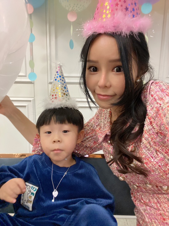 오원장의 육아일기 : 울 겸둥이 준수의 세번째 생일🥰😘 관련 이미지 25