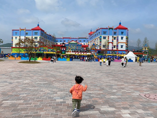 4살 아기랑 개장 전 🎡레고랜드코리아 🎢🎠 주말방문~!  닭갈비까지 하루 꽉 채워서 놀다오기🚗🚙 관련 이미지 8