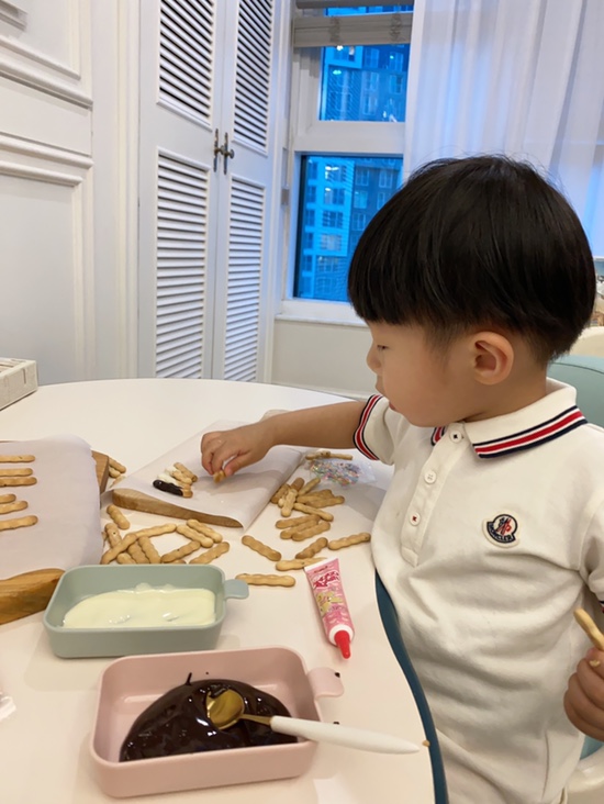 오원장의 육아일기😘 : 초코스틱 만들기 관련 이미지 12
