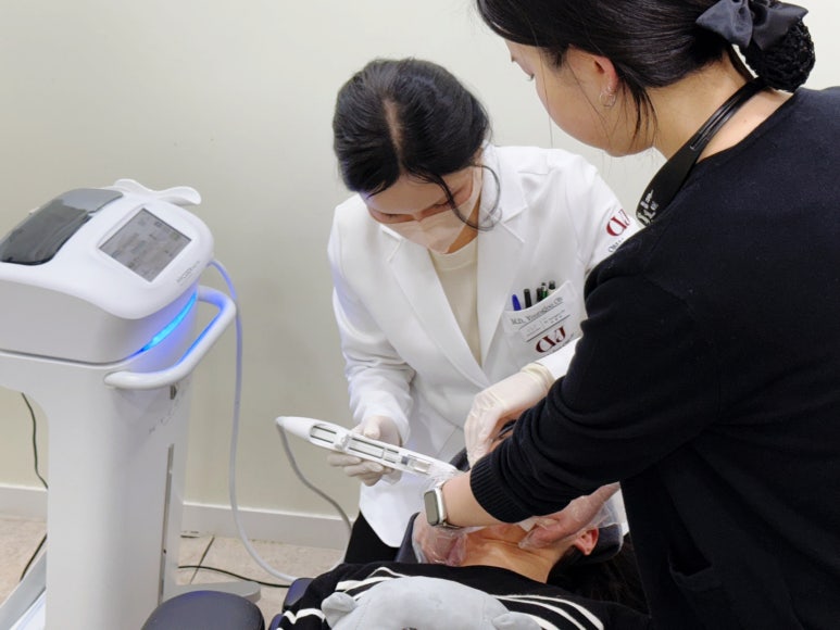 홍대 점빼기, 관련 이미지 2