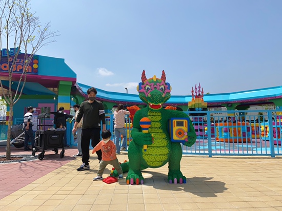 4살 아기랑 개장 전 🎡레고랜드코리아 🎢🎠 주말방문~!  닭갈비까지 하루 꽉 채워서 놀다오기🚗🚙 관련 이미지 42