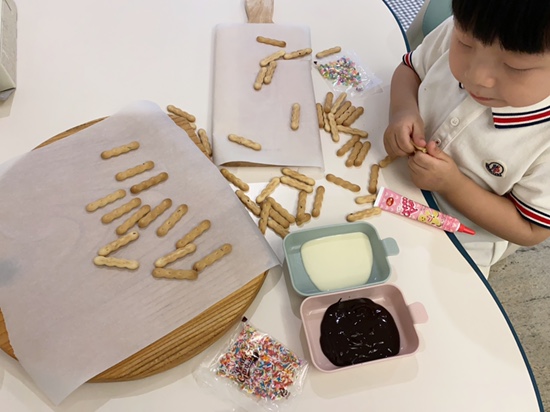 오원장의 육아일기😘 : 초코스틱 만들기 관련 이미지 10