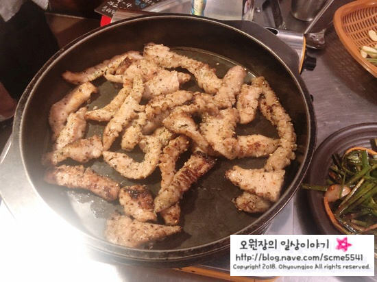 신촌맛집 【공복】_항정살 목살 맛집 고기구워주는 집/ 폴바셋 멜론 아이스크림 타르트 꿀맛 관련 이미지 12