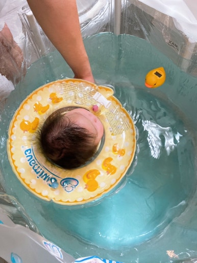 오원장의 육아일기: 스위마바 목튜브부터~ 스윔비 유아 튜브 , 구명조끼, 뽀로로 보행기 튜브까지 시기별 사용추천! &hearts;준수는 물놀이를 좋아해&hearts; 관련 이미지 9