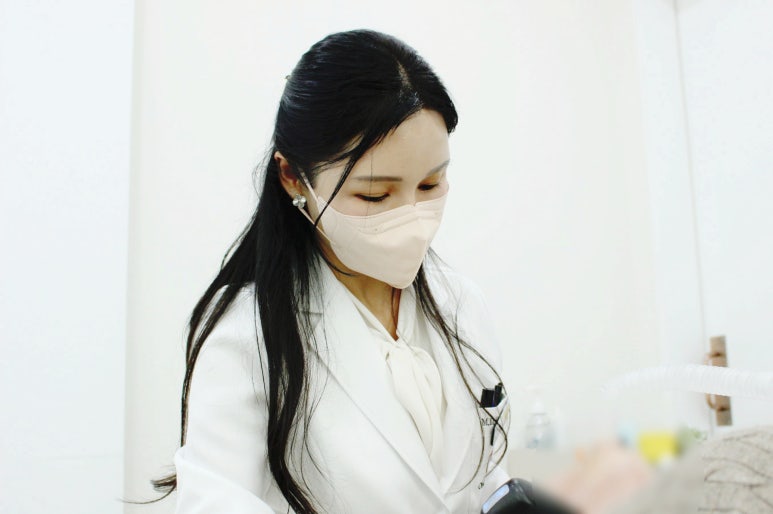 신촌역 피부과, 시술은 했는데 왜 티가 안 날까요? 관련 이미지 4