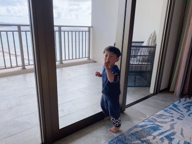 괌 츠바키타워호텔 30개월아기 준수랑 엄마랑아빠랑3박4일 괌여행 🏝️✈️ 관련 이미지 45