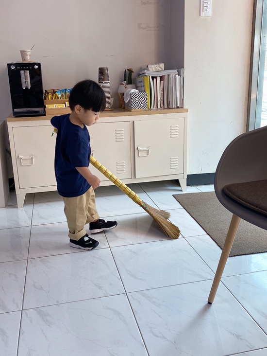 오원장의 육아일기: 22개월 아기 머리자르기😅😅 관련 이미지 7