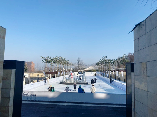 오원장의 육아일기: 반얀트리 아이스링크장 37개월아기 준수랑 첫 스케이트타기 ☃️⛸️ 관련 이미지 11