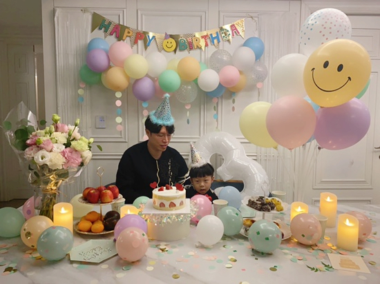 오원장의 육아일기 : 울 겸둥이 준수의 세번째 생일🥰😘 관련 이미지 37