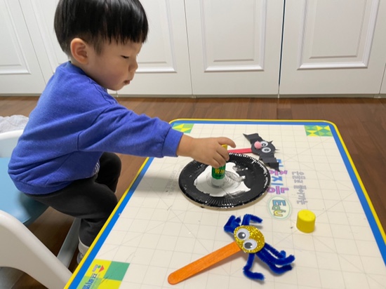 오원장의 육아일기 : 23개월아기 준수 ⭐️방문미술 그림샘 수업후기🥰😘⭐️ 관련 이미지 1