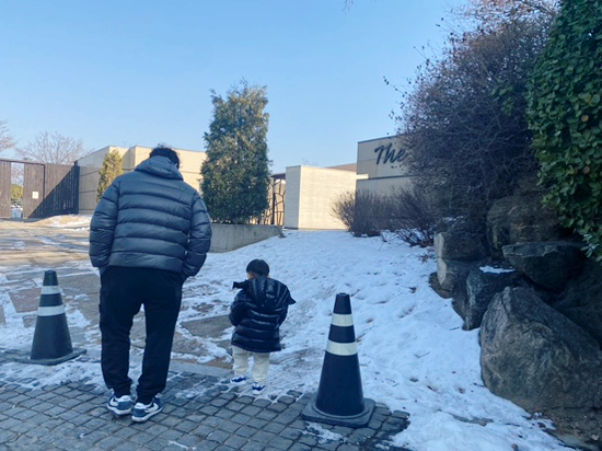 오원장의 육아일기: 반얀트리 아이스링크장 37개월아기 준수랑 첫 스케이트타기 ☃️⛸️ 관련 이미지 72