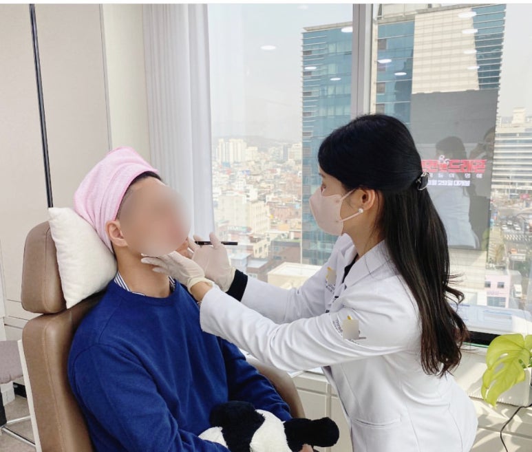 홍대 피부과? 시술에 돈 낭비하지 마세요 관련 이미지 2