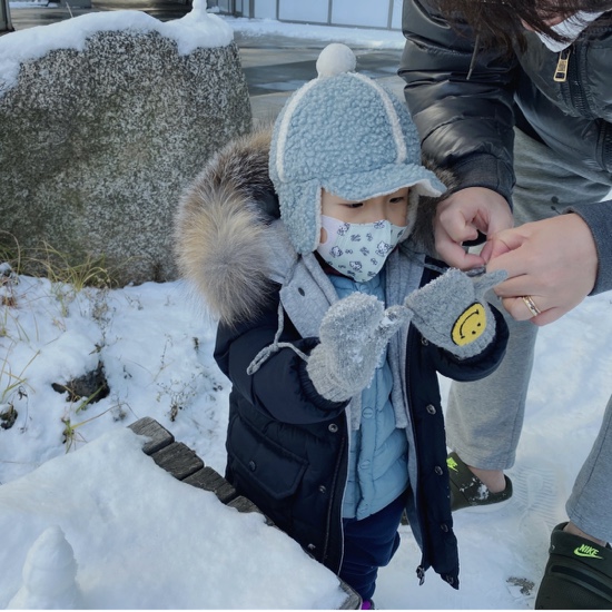 겸둥이 준수의 첫 눈놀이☃️❄️☃️🐥 관련 이미지 25