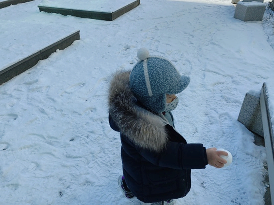 겸둥이 준수의 첫 눈놀이☃️❄️☃️🐥 관련 이미지 32