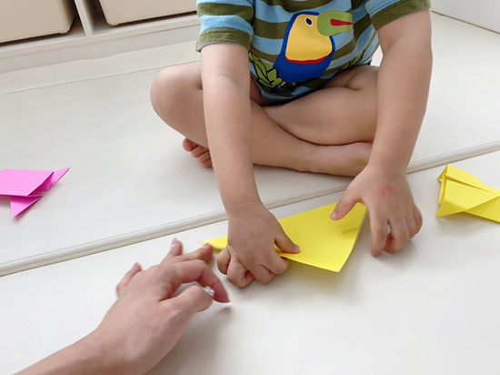 오원장의 육아일기 : 33개월아기 준수 엄마랑 우주선종이접기 아주쉬운종이접기🥰😘 관련 이미지 8