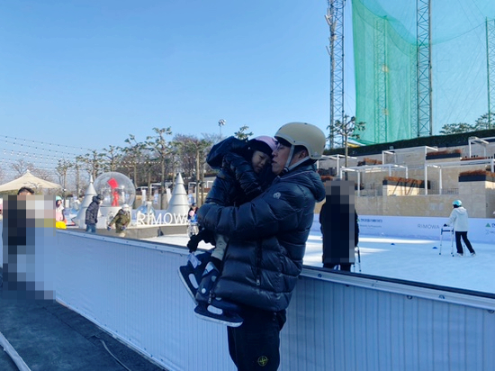 오원장의 육아일기: 반얀트리 아이스링크장 37개월아기 준수랑 첫 스케이트타기 ☃️⛸️ 관련 이미지 28