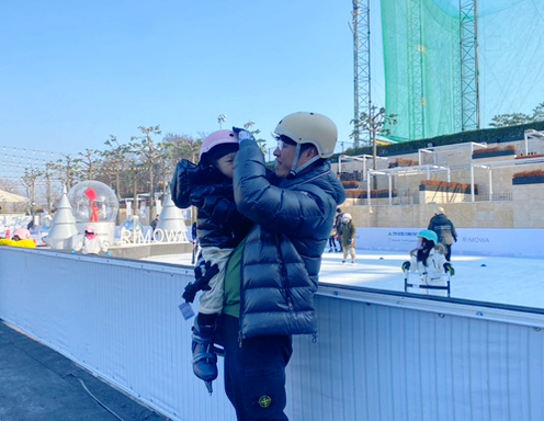 오원장의 육아일기: 반얀트리 아이스링크장 37개월아기 준수랑 첫 스케이트타기 ☃️⛸️ 관련 이미지 33