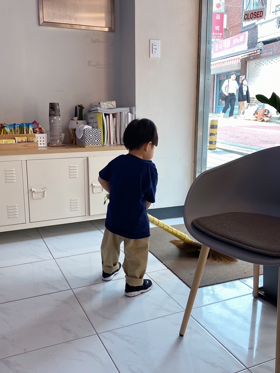 오원장의 육아일기: 22개월 아기 머리자르기😅😅 관련 이미지 5