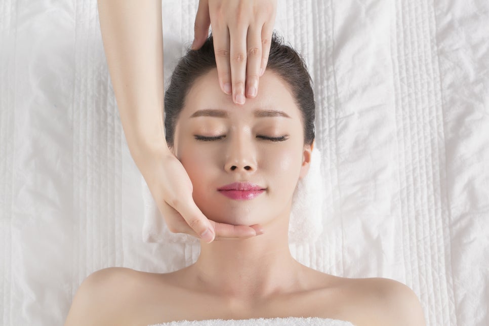 예쁜 라인을 만들어주는 필러! 주의사항은? 관련 이미지 3