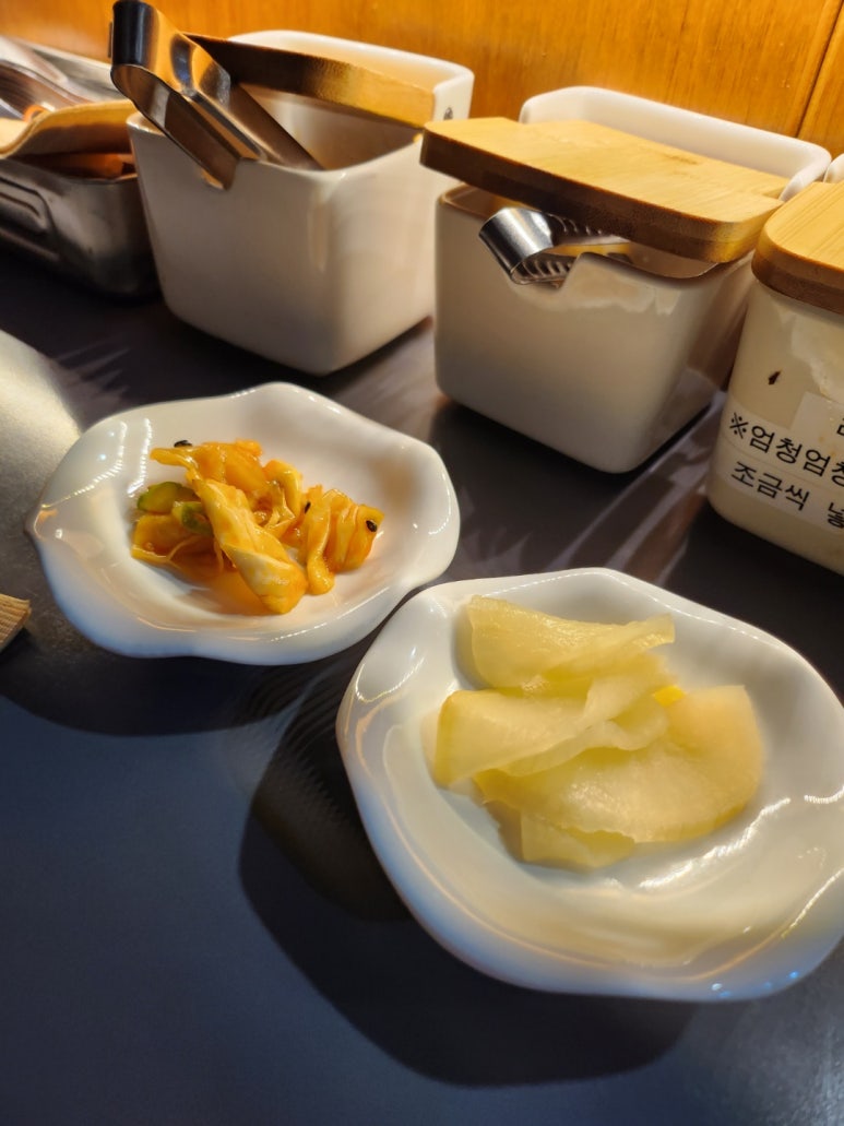 ★★★★☆ [신촌 탄탄면] 정육면체 - 신촌 유일의 미슐랭 맛집. 홍탄, 깨부수면과 유린기.. 시그니처 메뉴를 모두 먹어보다. 관련 이미지 12