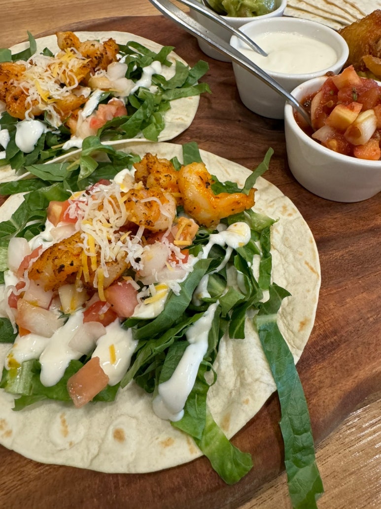 [신용산 맛집] 갓잇 용산점 - 2인 A세트 갓보울 후기. B세트 파히타와 비교! 용리단길 타코 멕시칸 음식 맛집. 관련 이미지 18