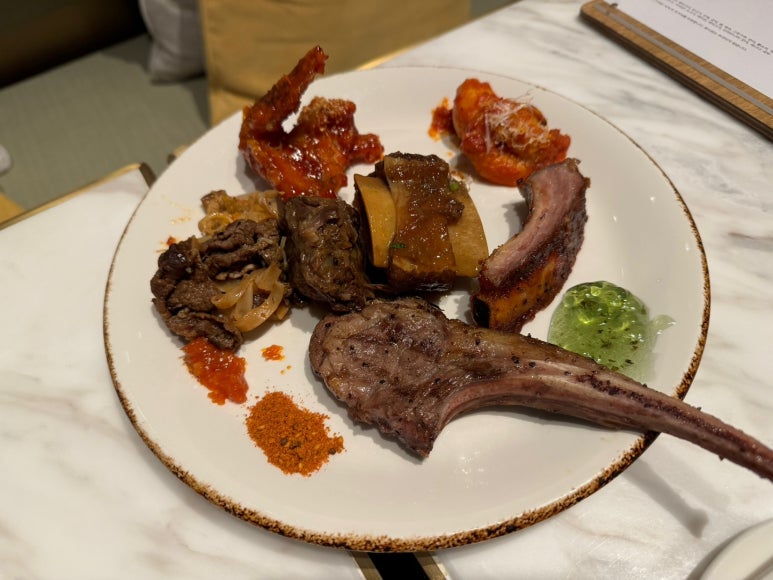 JW메리어트 제주 호캉스 - 신한 메리어트 본보이 카드 호텔 조식 5만원 할인 (조식숙제) 메뉴 추천. 아일랜드 키친 중식과 디너 뷔페까지. (2) 관련 이미지 55