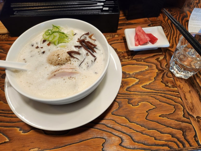 [합정동 라멘] 오레노라멘 - 미슐랭 토리빠이탄 라멘. 같이 방문하기 좋은 어썸도넛서울. 주차팁. 관련 이미지 12