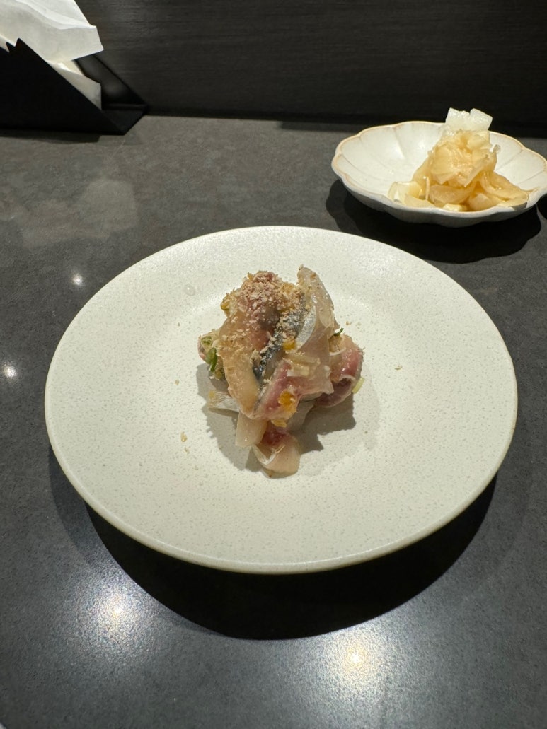 [신용산역 맛집] 스시츠바사 - 생참치 나오는 11만원 디너오마카세 아모레퍼시픽 맛집. 캐치테이블 예약가능. 주차 2시간 무료. 관련 이미지 11