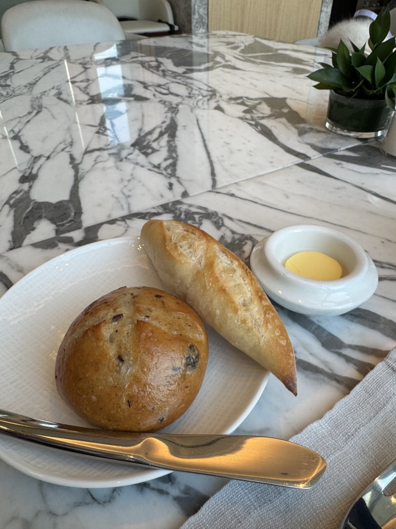 [리트릿 시그니엘 스파] RETREAT : 포시즌스와 비교해보기. 라운지는 늘 아쉬움 (FEAT. 시그니엘 클럽) 관련 이미지 28