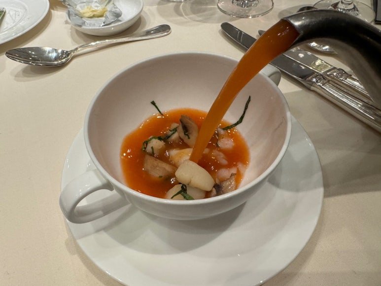 치과용 3M 신제품 런칭 행사에 초청되어, 신라호텔 영빈관 디너코스와 함께. 3M RelyX Universal. 관련 이미지 20