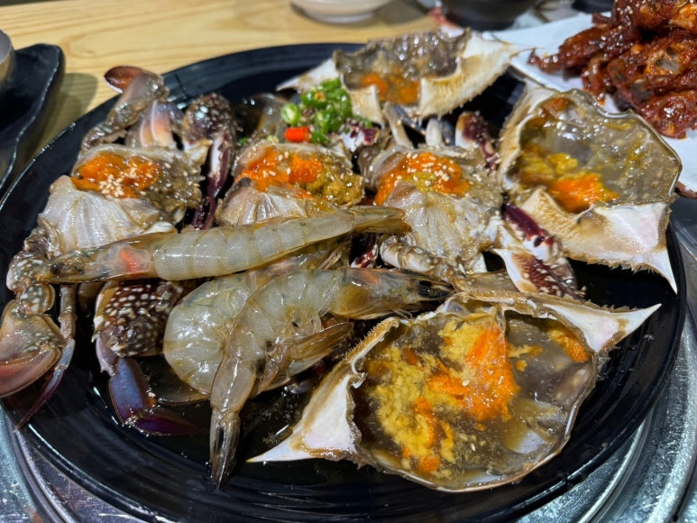 [한남동 맛집] 장지녕 간장게장 한남동 본점 - 서울 3대 맛있는녀석들 간장게장 본좌 맛집. 모임하기 좋은 룸있는 식당. 주차 가능. 관련 이미지 15