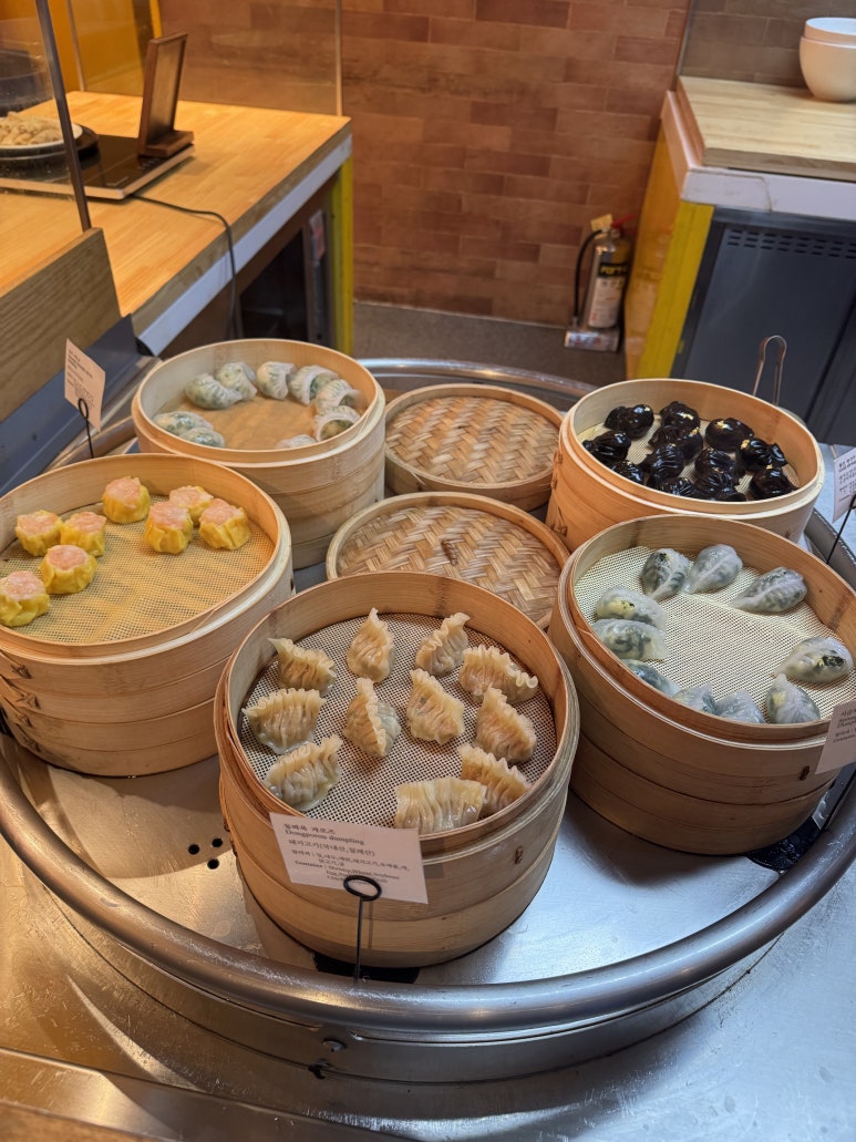 [롯데호텔서울] 라세느 - 뷔페는 먹고싶을 때 가야 제맛이지! 아내 생일 디너 뷔페 방문 후기. 트레비 클럽 쿠폰 사용. 관련 이미지 15